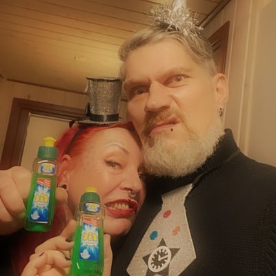 Hihi meine süssen,bleibt fit 🐷🍀🐞wir lieben euch eure total bekloppten bubbels🐞🐷🐞🐷