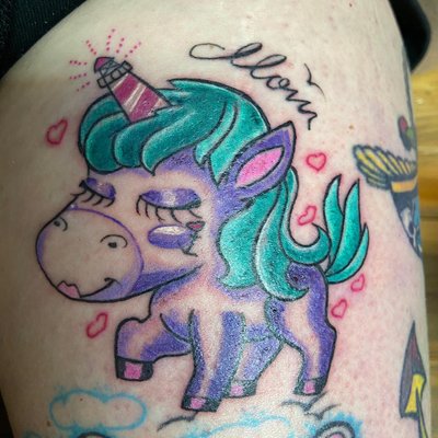 Moin ihr lieben,einen nicht zu stürmischen Wochenanfang wünscht euch eure Tschiggy 🦄🦄🦄 vielen Dank auch an meine Esther