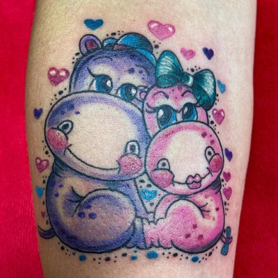 Endlich haben es hans und hilde vom papier auf die haut geschafft,fuck corona.