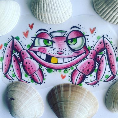 der schlecht gelaunte karlo krebs sucht n heimathafen.