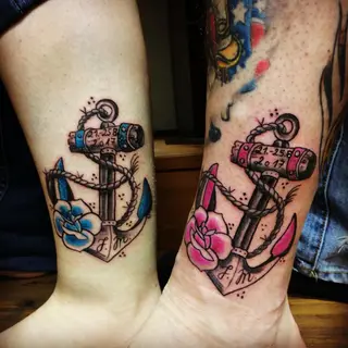Tattoo von Tschiggy mit einem Anker im Bubblegum-Art-Stil