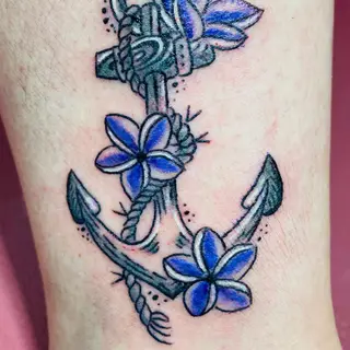 Tattoo von Tschiggy mit einem Anker im Bubblegum-Art-Stil