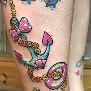 Tattoo von Tschiggy mit einem Anker im Bubblegum-Art-Stil