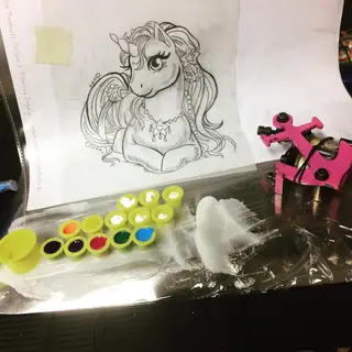 Tattoo von Tschiggy mit einem Einhorn im Bubblegum-Art-Stil