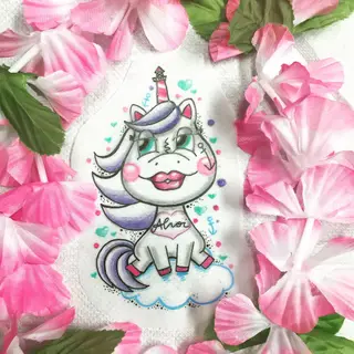 Tattoo-Entwurf von Tschiggy mit einem Einhorn im Bubblegum-Art-Stil