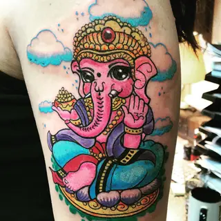 Tattoo von Tschiggy mit einem Elefanten im Bubblegum-Art-Stil