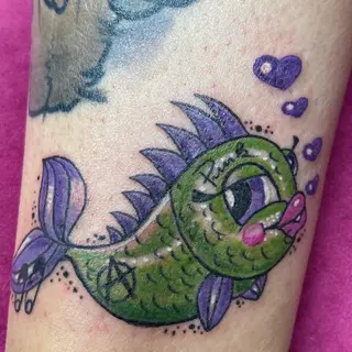 Tattoo von Tschiggy mit einem Fisch im Bubblegum-Art-Stil