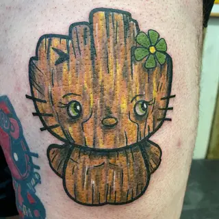 Tattoo von Tschiggy mit Hello Kitty im Bubblegum-Art-Stil