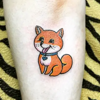 Tattoo von Tschiggy mit einem Hund im Bubblegum-Art-Stil
