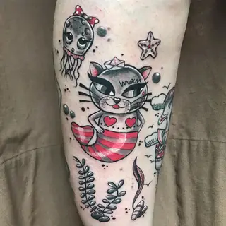 Tattoo von Tschiggy mit einer Katze im Bubblegum-Art-Stil