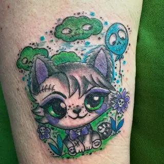 Tattoo-Entwurf von Tschiggy mit einer Katze im Bubblegum-Art-Stil