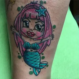 Tattoo von Tschiggy mit einer Meerjungfrau im Bubblegum-Art-Stil