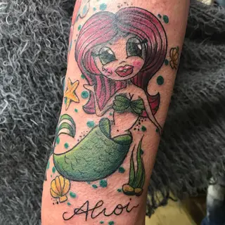 Tattoo von Tschiggy mit einer Meerjungfrau im Bubblegum-Art-Stil