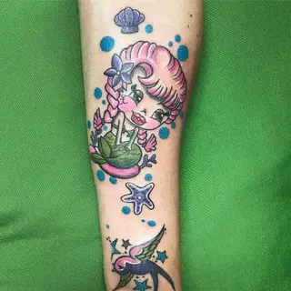 Tattoo von Tschiggy mit einer Meerjungfrau im Bubblegum-Art-Stil