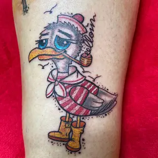 Tattoo von Tschiggy mit einer Möwe im Bubblegum-Art-Stil