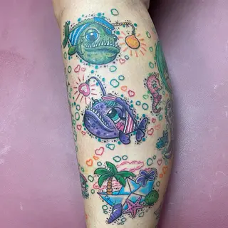 Tattoo-Entwurf von Tschiggy mit einem Papierboot im Bubblegum-Art-Stil