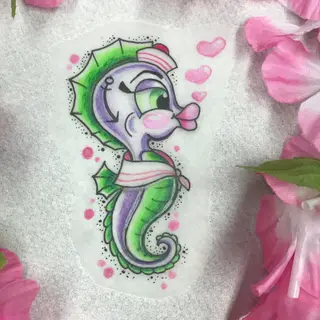 Tattoo-Entwurf von Tschiggy mit einem Seepferdchen im Bubblegum-Art-Stil